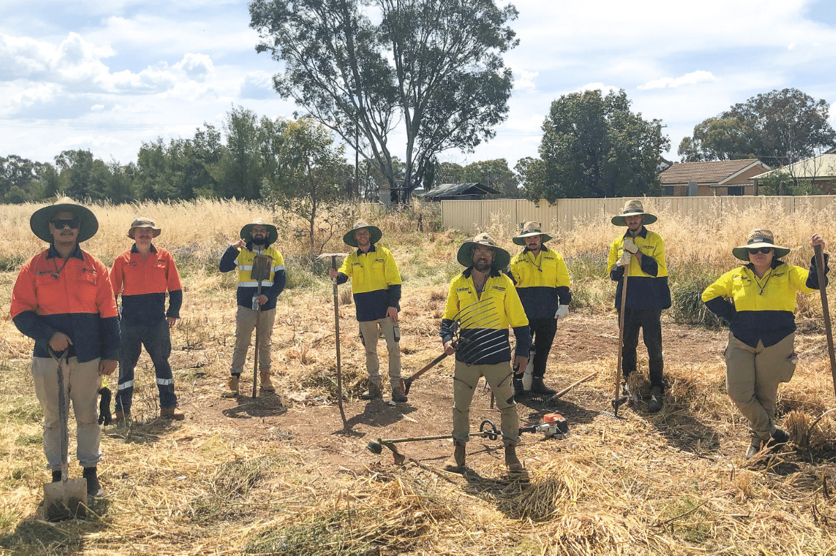 Training Program Created an Aboriginal Land Works Crew in Cowra